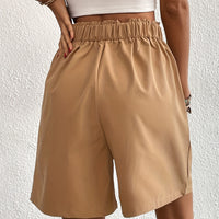 Pocketed Half Elastic Waist Shorts