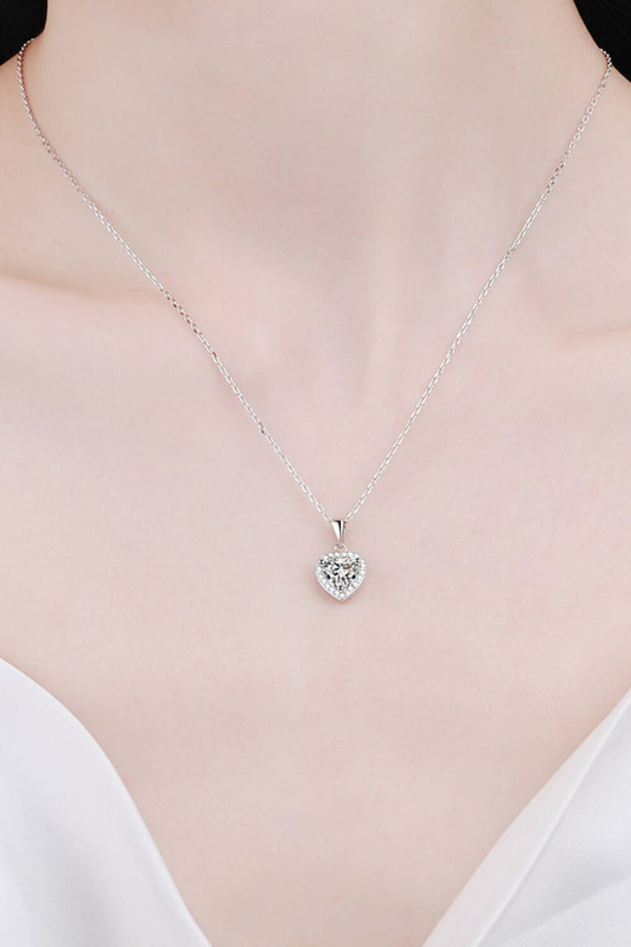 Shining Love 1 Carat Moissanite Pendant Chain Necklace